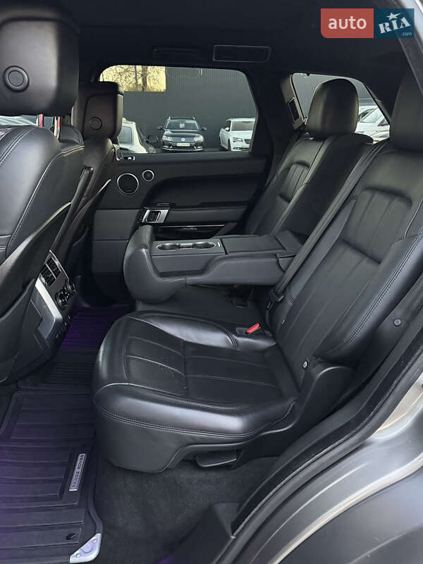Внедорожник / Кроссовер Land Rover Range Rover Sport 2018 в Ужгороде фото 7 Внедорожник / Кроссовер Land Rover Range Rover Sport 2018 в Ужгороде