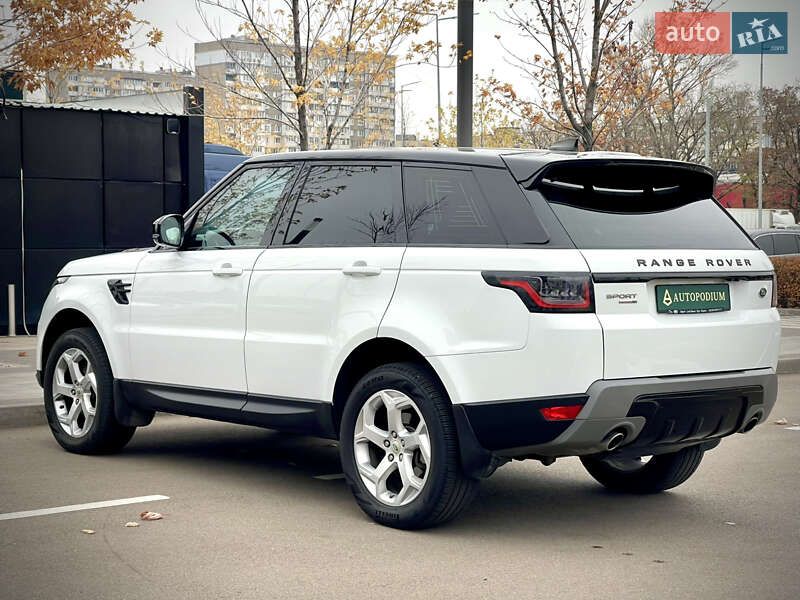 Внедорожник / Кроссовер Land Rover Range Rover Sport 2018 в Киеве фото 16 Внедорожник / Кроссовер Land Rover Range Rover Sport 2018 в Киеве