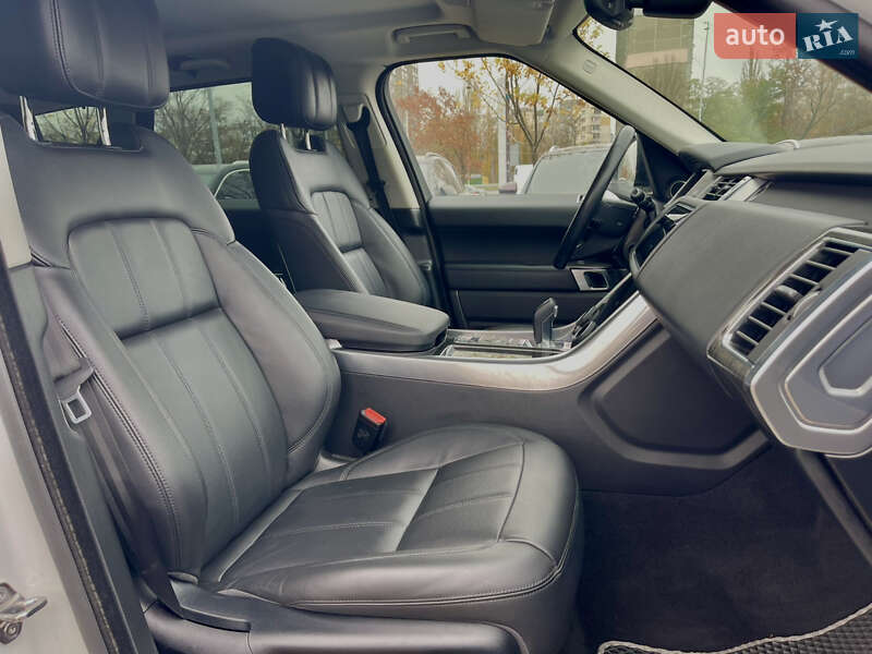 Внедорожник / Кроссовер Land Rover Range Rover Sport 2018 в Киеве фото 35 Внедорожник / Кроссовер Land Rover Range Rover Sport 2018 в Киеве