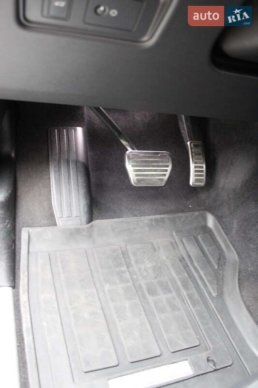 Внедорожник / Кроссовер Land Rover Range Rover Sport 2022 в Киеве