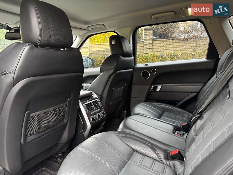 Внедорожник / Кроссовер Land Rover Range Rover Sport 2015 в Киеве фото 29 Внедорожник / Кроссовер Land Rover Range Rover Sport 2015 в Киеве