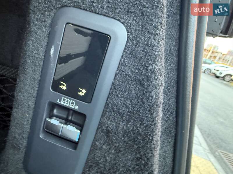 Внедорожник / Кроссовер Land Rover Range Rover Sport 2025 в Киеве фото 175 Внедорожник / Кроссовер Land Rover Range Rover Sport 2025 в Киеве