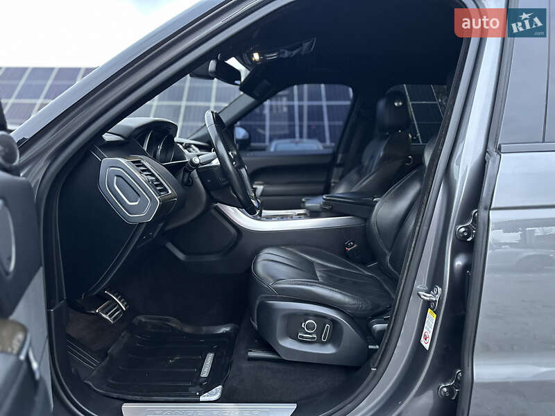 Внедорожник / Кроссовер Land Rover Range Rover Sport 2016 в Владимире фото 97 Внедорожник / Кроссовер Land Rover Range Rover Sport 2016 в Владимире