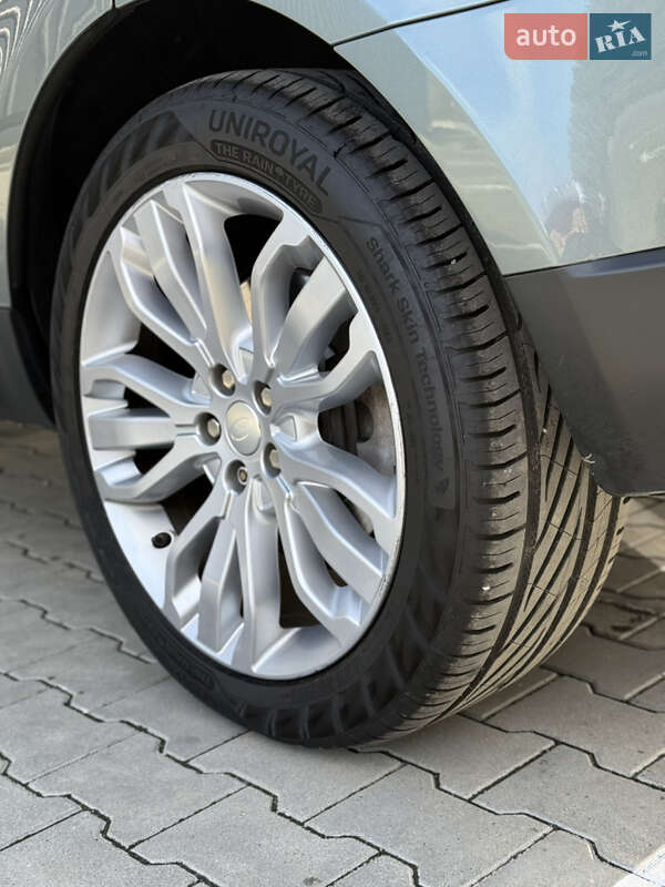 Внедорожник / Кроссовер Land Rover Range Rover Sport 2014 в Дубно