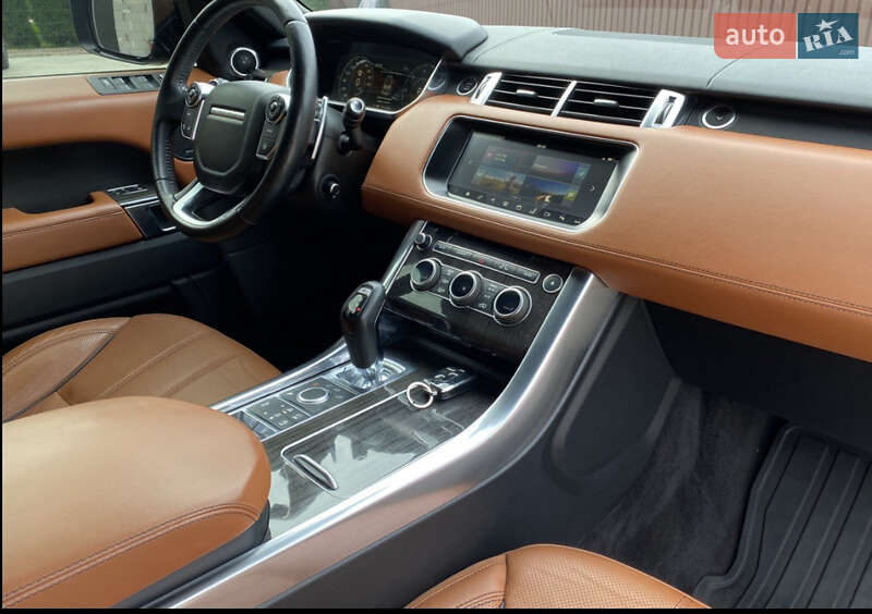 Внедорожник / Кроссовер Land Rover Range Rover Sport 2017 в Киеве фото 12 Внедорожник / Кроссовер Land Rover Range Rover Sport 2017 в Киеве