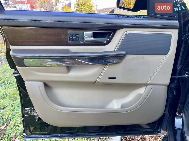 Внедорожник / Кроссовер Land Rover Range Rover Sport 2009 в Киеве