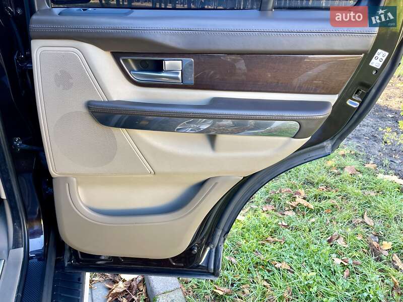 Внедорожник / Кроссовер Land Rover Range Rover Sport 2009 в Киеве