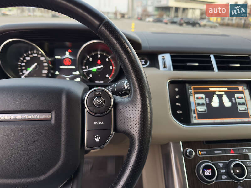Внедорожник / Кроссовер Land Rover Range Rover Sport 2016 в Киеве