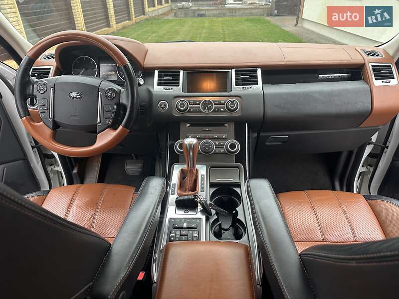 Внедорожник / Кроссовер Land Rover Range Rover Sport 2013 в Киеве