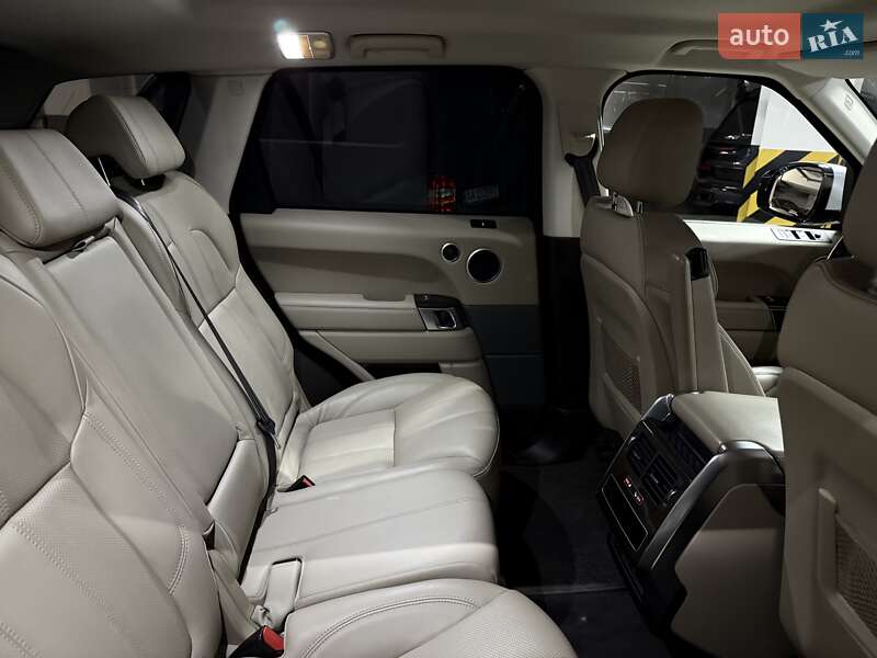 Внедорожник / Кроссовер Land Rover Range Rover Sport 2016 в Киеве