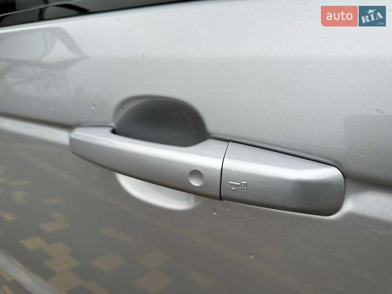 Позашляховик / Кросовер Land Rover Range Rover Sport 2016 в Львові