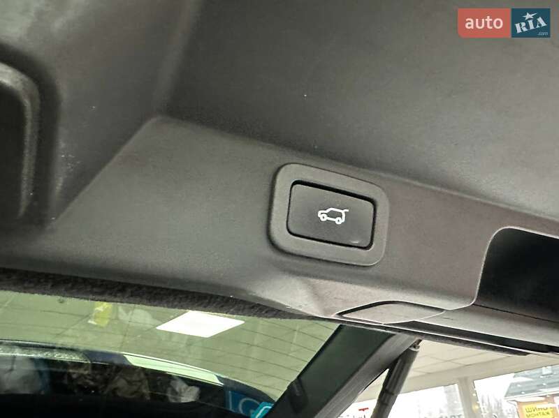 Позашляховик / Кросовер Land Rover Range Rover Sport 2017 в Києві