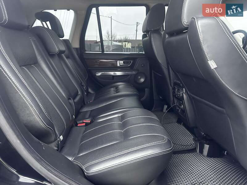 Внедорожник / Кроссовер Land Rover Range Rover Sport 2010 в Дубно