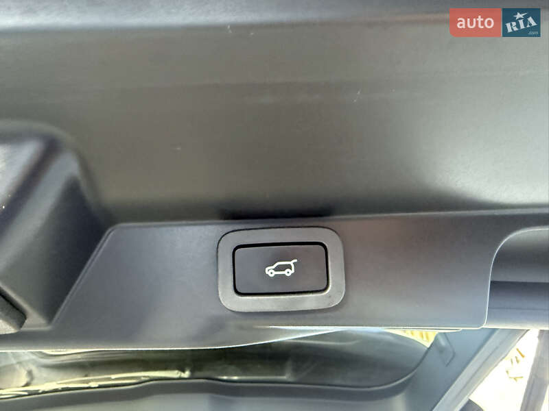 Позашляховик / Кросовер Land Rover Range Rover Sport 2015 в Нижній Апші фото 30 Позашляховик / Кросовер Land Rover Range Rover Sport 2015 в Нижній Апші