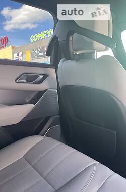 Внедорожник / Кроссовер Land Rover Range Rover Velar 2018 в 