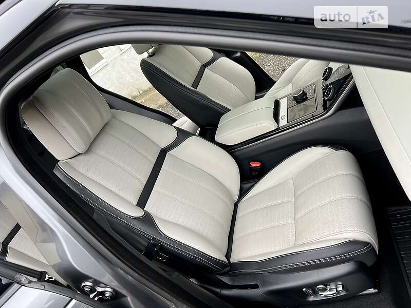 Внедорожник / Кроссовер Land Rover Range Rover Velar 2017 в Киеве