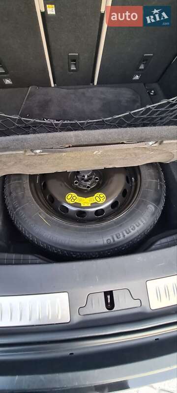 Внедорожник / Кроссовер Land Rover Range Rover Velar 2017 в Харькове фото 40 Внедорожник / Кроссовер Land Rover Range Rover Velar 2017 в Харькове