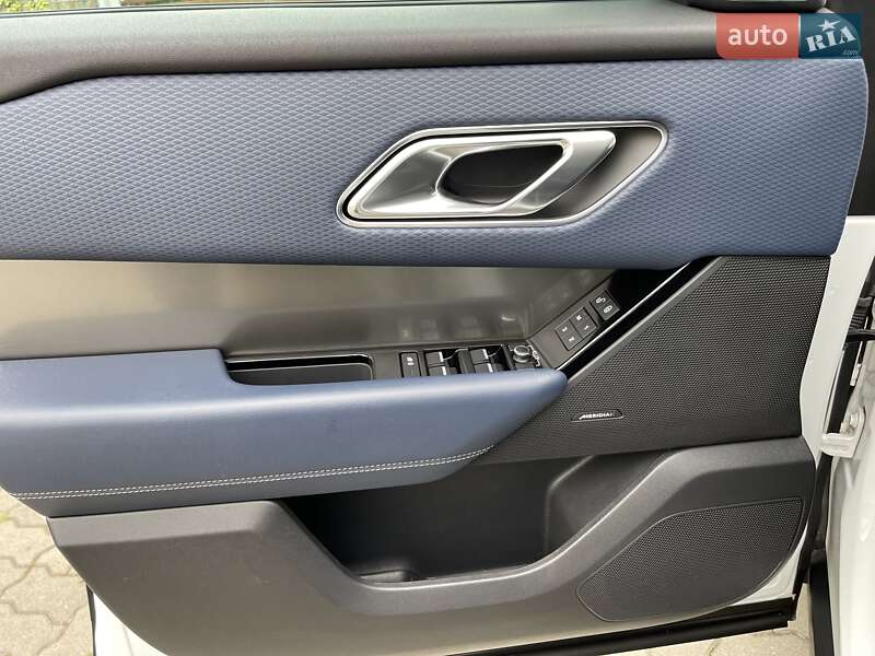 Внедорожник / Кроссовер Land Rover Range Rover Velar 2018 в Стрые