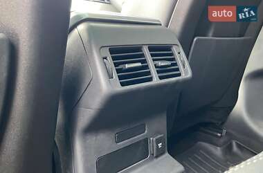 Внедорожник / Кроссовер Land Rover Range Rover Velar 2020 в 