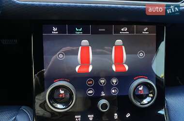 Позашляховик / Кросовер Land Rover Range Rover Velar 2018 в 