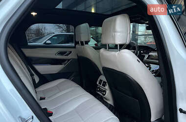 Позашляховик / Кросовер Land Rover Range Rover Velar 2018 в  фото 30 Позашляховик / Кросовер Land Rover Range Rover Velar 2018 в