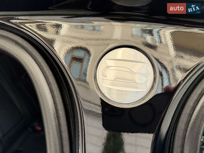 Позашляховик / Кросовер Land Rover Range Rover Velar 2018 в Одесі фото 38 Позашляховик / Кросовер Land Rover Range Rover Velar 2018 в Одесі