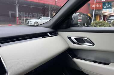 Позашляховик / Кросовер Land Rover Range Rover Velar 2017 в 