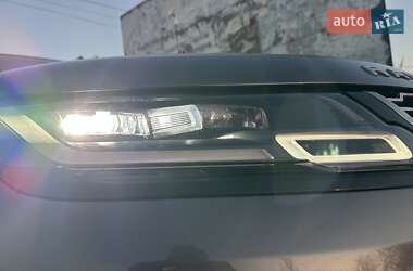 Внедорожник / Кроссовер Land Rover Range Rover Velar 2018 в 