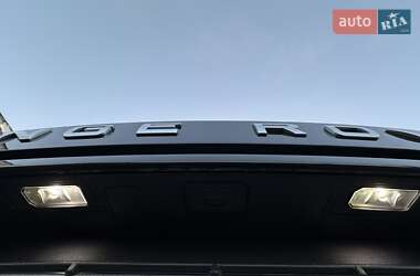 Внедорожник / Кроссовер Land Rover Range Rover Velar 2018 в 