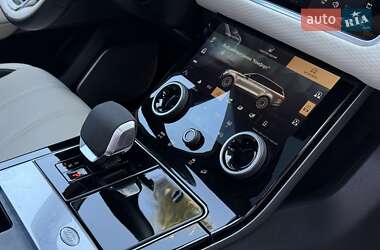 Внедорожник / Кроссовер Land Rover Range Rover Velar 2022 в 