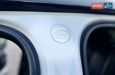Внедорожник / Кроссовер Land Rover Range Rover Velar 2017 в 