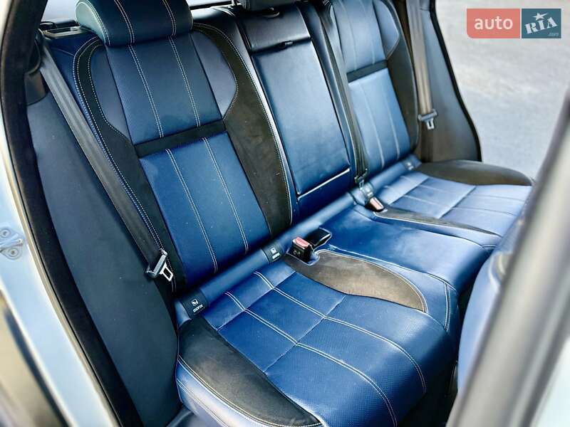 Позашляховик / Кросовер Land Rover Range Rover Velar 2017 в Тернополі
