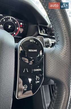 Внедорожник / Кроссовер Land Rover Range Rover Velar 2018 в 