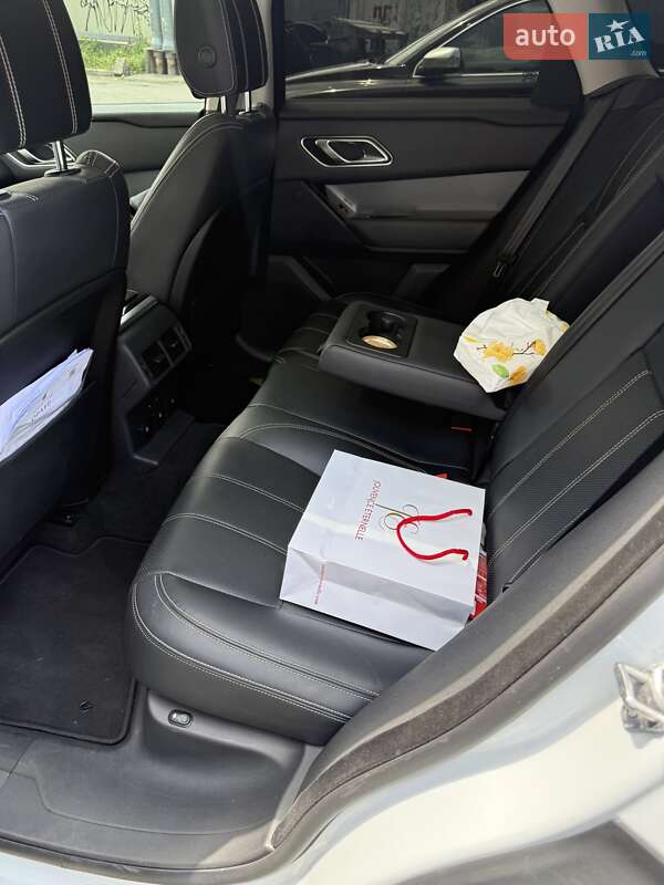 Внедорожник / Кроссовер Land Rover Range Rover Velar 2017 в Киеве фото 17 Внедорожник / Кроссовер Land Rover Range Rover Velar 2017 в Киеве