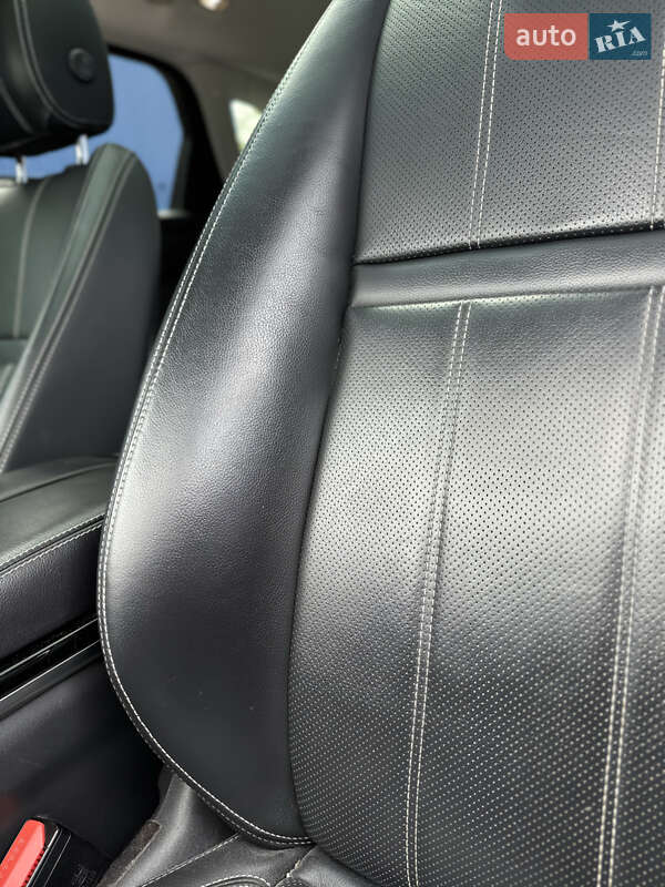 Внедорожник / Кроссовер Land Rover Range Rover Velar 2017 в Кривом Роге