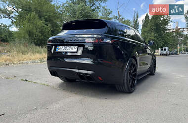Внедорожник / Кроссовер Land Rover Range Rover Velar 2017 в 