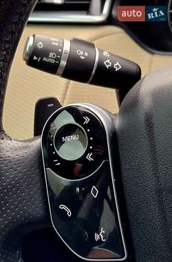 Внедорожник / Кроссовер Land Rover Range Rover Velar 2018 в 