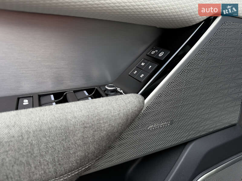 Позашляховик / Кросовер Land Rover Range Rover Velar 2018 в Києві