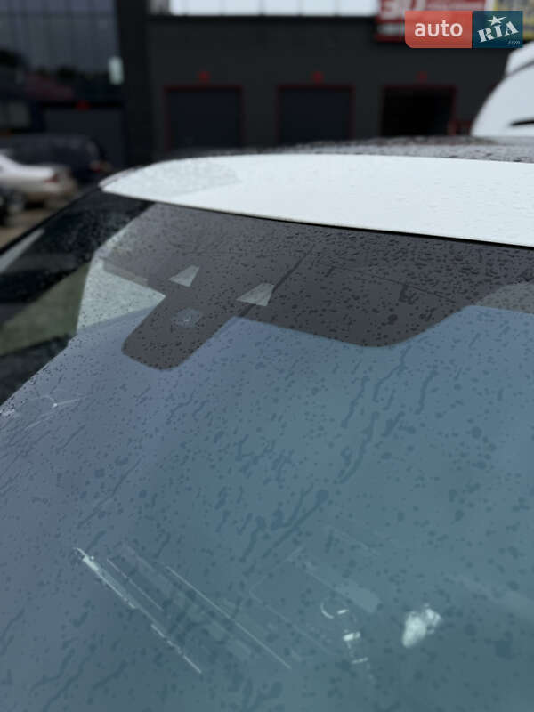 Внедорожник / Кроссовер Land Rover Range Rover Velar 2017 в Тернополе