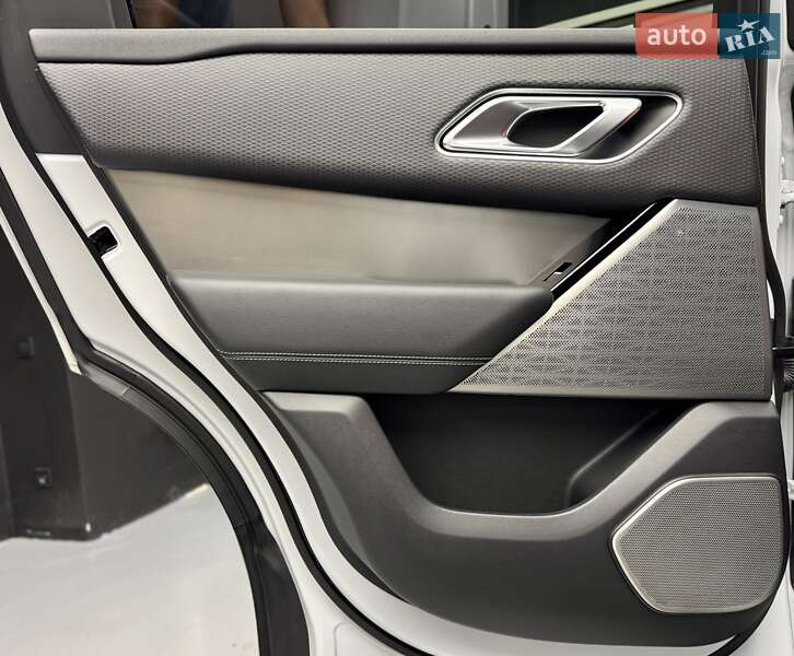 Внедорожник / Кроссовер Land Rover Range Rover Velar 2017 в Киеве