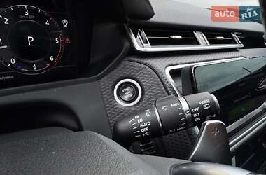 Внедорожник / Кроссовер Land Rover Range Rover Velar 2017 в 