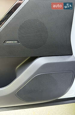 Внедорожник / Кроссовер Land Rover Range Rover Velar 2022 в 