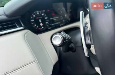 Внедорожник / Кроссовер Land Rover Range Rover Velar 2017 в 