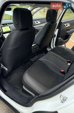 Внедорожник / Кроссовер Land Rover Range Rover Velar 2022 в 