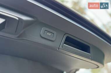 Внедорожник / Кроссовер Land Rover Range Rover Velar 2022 в 