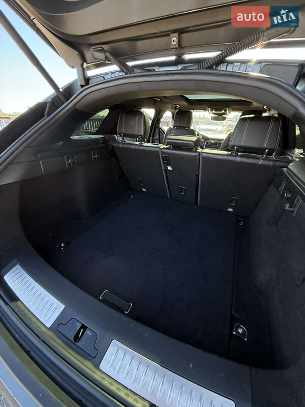 Позашляховик / Кросовер Land Rover Range Rover Velar 2017 в Києві