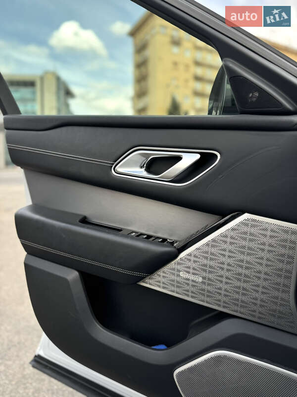 Внедорожник / Кроссовер Land Rover Range Rover Velar 2019 в Киеве фото 20 Внедорожник / Кроссовер Land Rover Range Rover Velar 2019 в Киеве