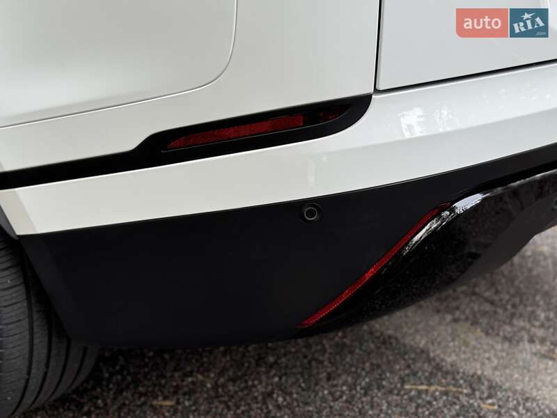 Внедорожник / Кроссовер Land Rover Range Rover Velar 2022 в Киеве