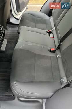 Внедорожник / Кроссовер Land Rover Range Rover Velar 2022 в 