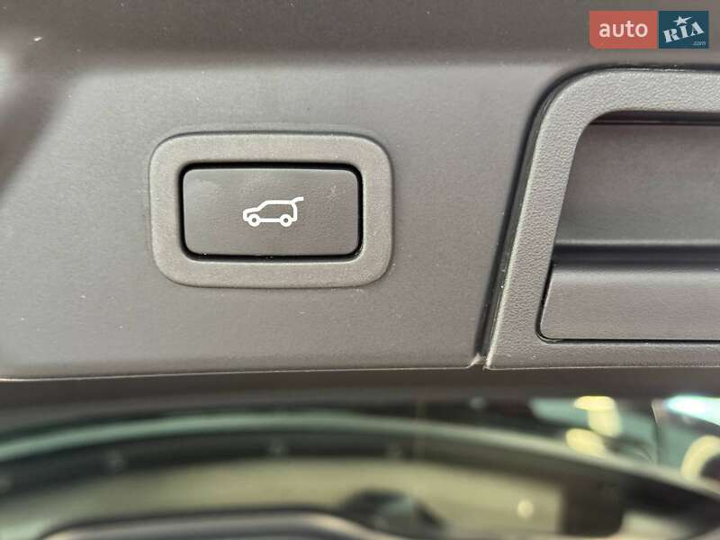 Позашляховик / Кросовер Land Rover Range Rover Velar 2021 в Львові